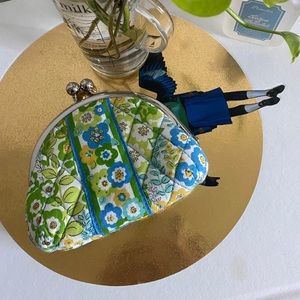 vera bradley double kiss coin purse